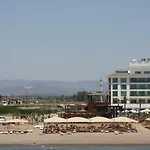 Armas Life Belek מלון