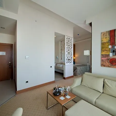 Armas Life Belek מלון בואזקנט