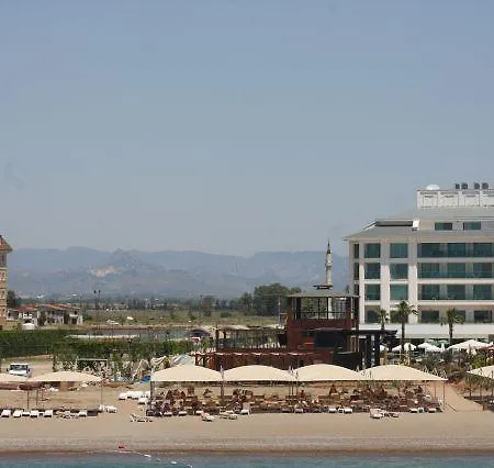 Armas Life Belek Szálloda