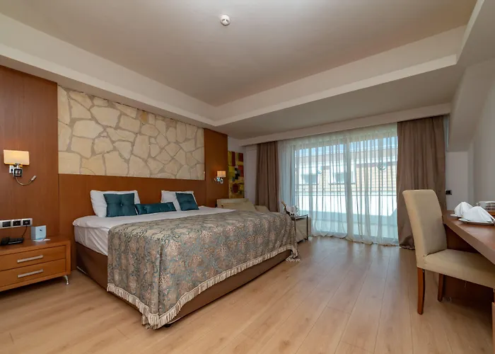Armas Life Belek فندق 5*